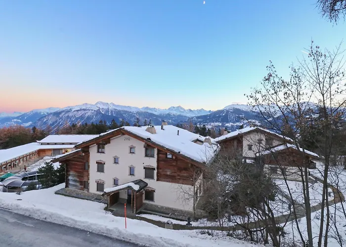 Avec Vue Sur Les Montagnes Appartement *