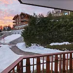 Avec Vue Sur Les Montagnes 아파트 *