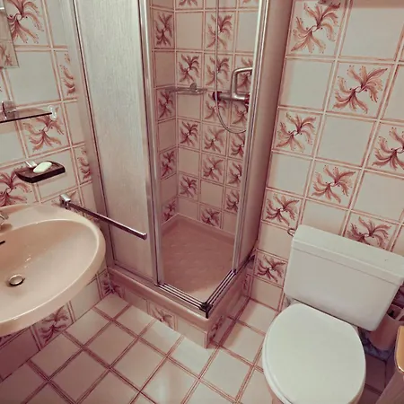 Avec Vue Sur Les Montagnes Apartment *