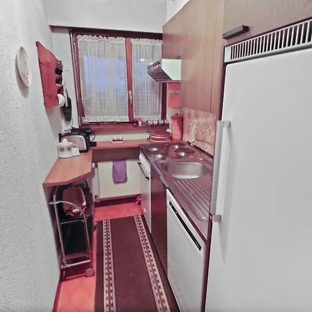 Avec Vue Sur Les Montagnes Crans-Montana